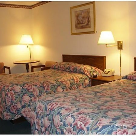 Red Carpet Inn Hillsville Kamer foto