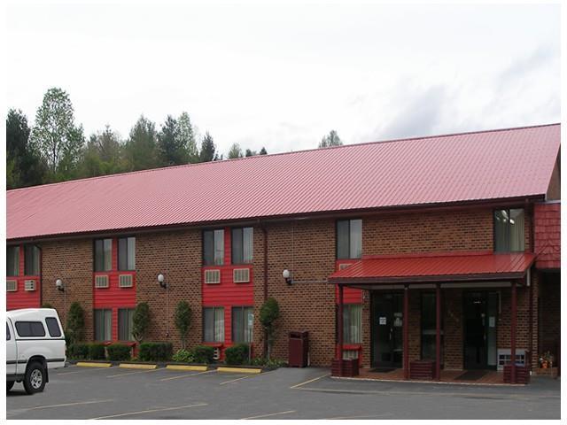 Red Carpet Inn Hillsville Buitenkant foto